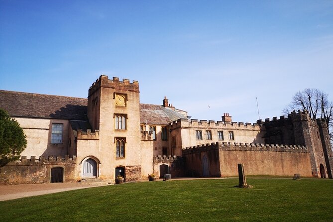 Agatha Christie Walking Tour - the Story of Her Extraordinary Life - Tour Details