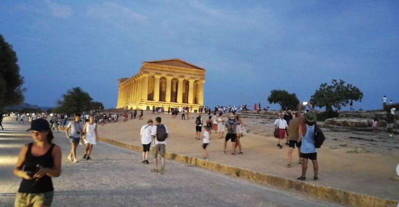 Agrigento: Skip-the-Line Valley of the Temples Night Tour - Why Choose an Evening Tour?