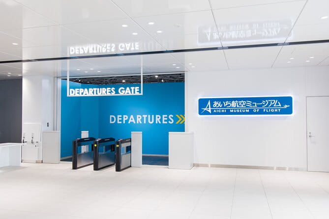 Aichi Museum of Flight Tour From Nagoya With English Guide - Meeting and Pickup