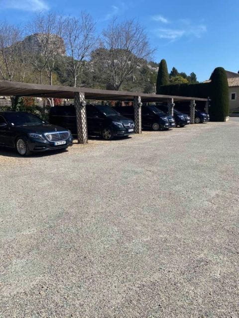 Aigues-Mortes: Private Transfer to Le Grau Du Roi - Driver Expertise