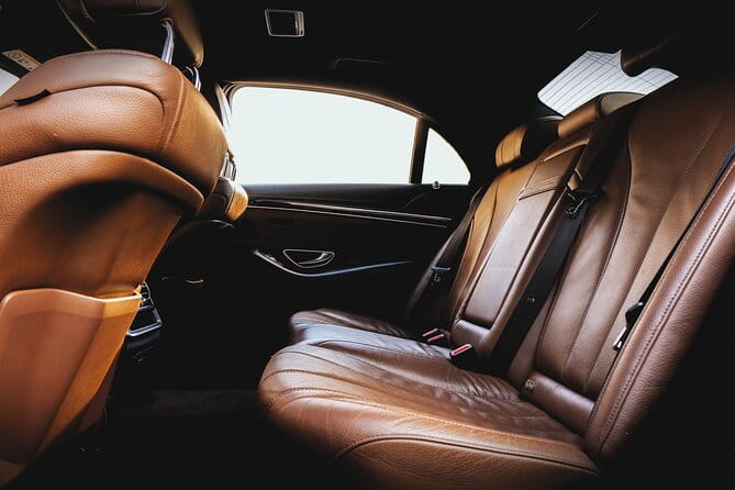 Airport to Cracow transfer by Luxurious VIP limo - The Vehicle and Service Quality