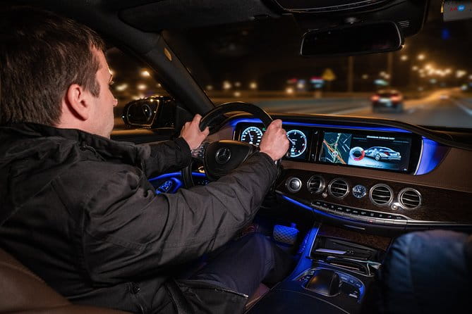 Airport to Cracow transfer by Luxurious VIP limo - Who Will Benefit Most from This Service?