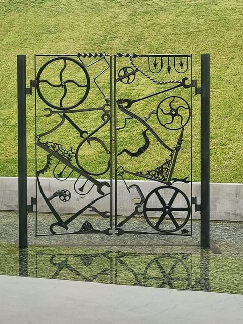 Aix en Provence: Discovery of Prestigeous Wineries and Art - FAQ