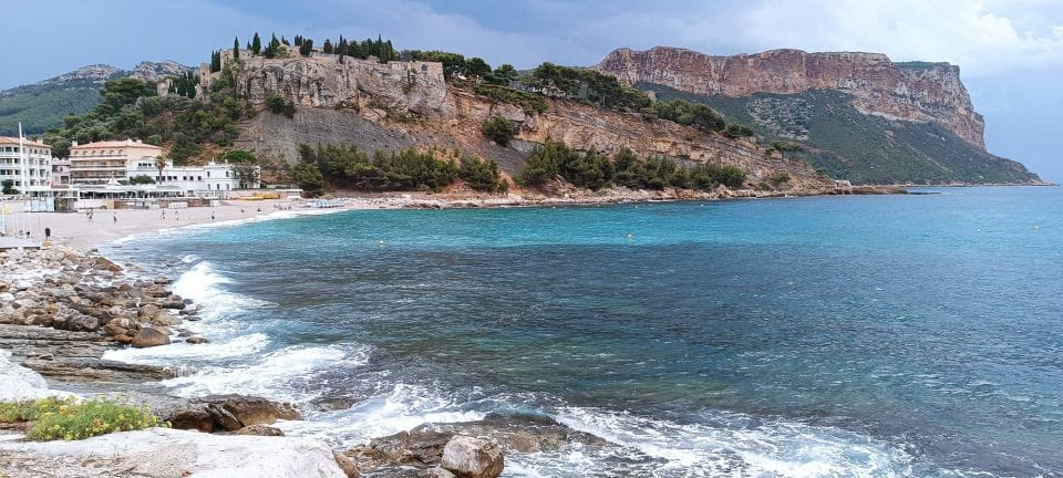 Aix-en-Provence: Marseille, Cassis, & Calanques Private Tour - Discovering the Charming Town of Cassis