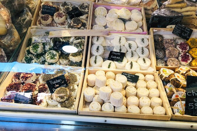 Aix-en-Provence old town, wine & art of Châteaux Beaupré & Bonisson private tour - Who Will Love This Tour?