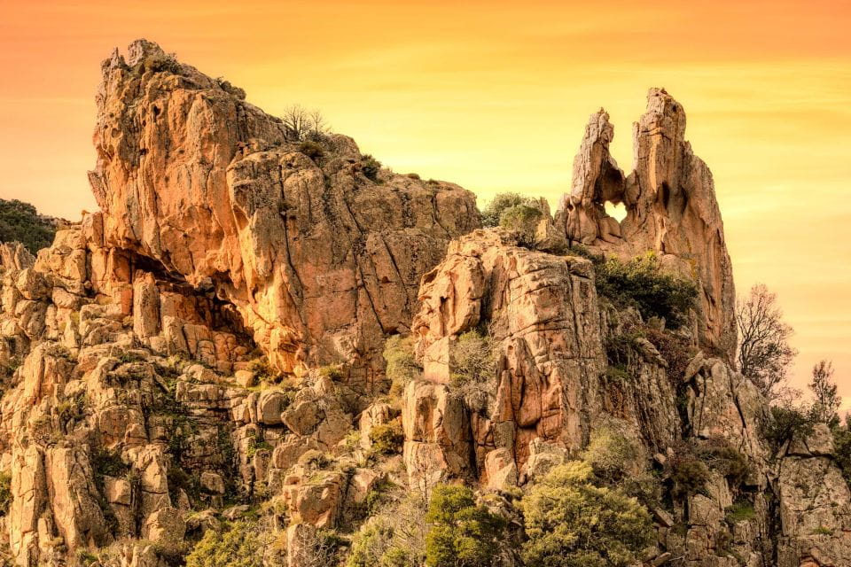 Ajaccio/Porticcio: Scandola Nature Reserve Guided Boat Tour - Capo Rosso Tower