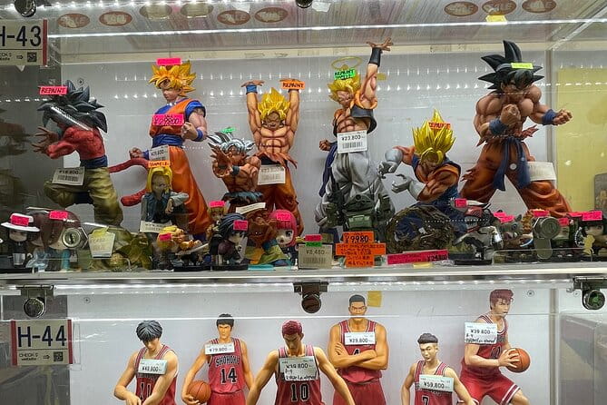 Akihabara - Discover the Otaku Culture & Experience the Maid Cafe - Discovering Manga, Anime, and Beyond