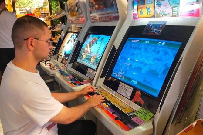 Akihabara Electric Town Adventure in Tokyo With Lunch - Exploring Akihabaras Electric Town