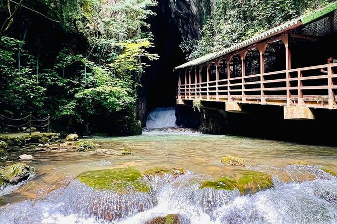 Akiyoshido Motonosumi Shrine Tsunoshima Bridge Tour From Fukuoka - Meeting and Departure Details