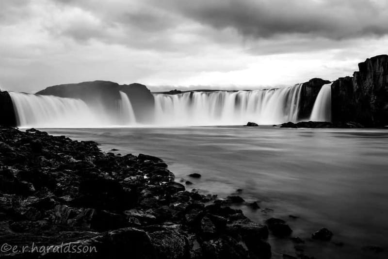 Akureyri: Private Photo tour - Key points / Takeaways