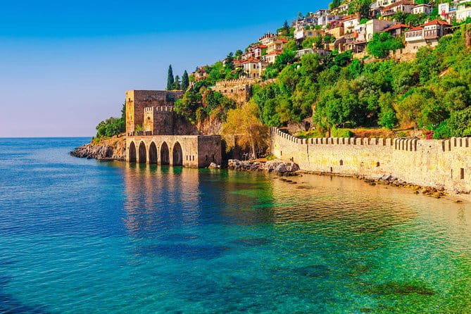 Alanya Catamaran Boat Tour with Sunbathing Swimming & Snorkelling - Exploring the Itinerary: What to Expect at Each Stop