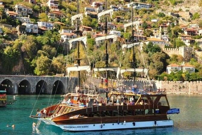 Alanya Catamaran Boat with Swimming and Snorkelling Activity - Swimming, Snorkeling, and Beach Stops