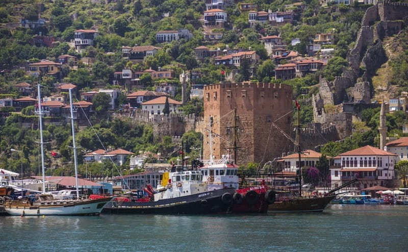 Alanya: Luxury Pirate Boat Trip w/Meal, Drinks and Pickup - Price and Logistics: What Matters