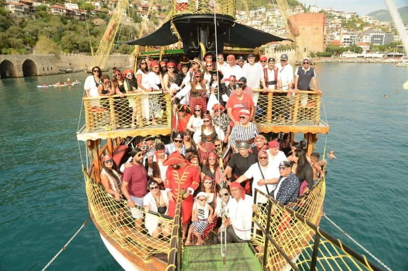 Alanya: Pirate Boat with Lunch and Unlimited Drinks - The Experience in Detail: From Departure to Foam