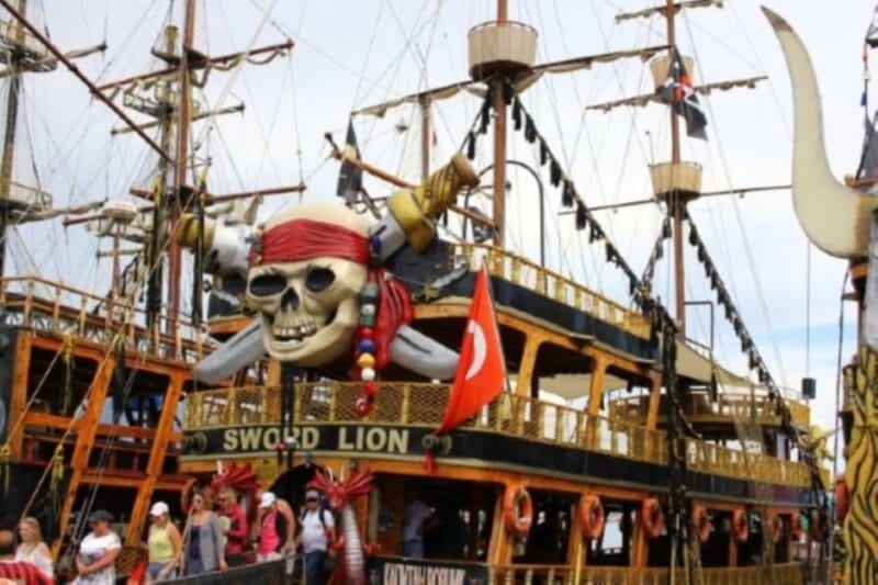 Alanya: Pirate Ship Cruise with Food and Swimming Stops - Key Points / Takeaways