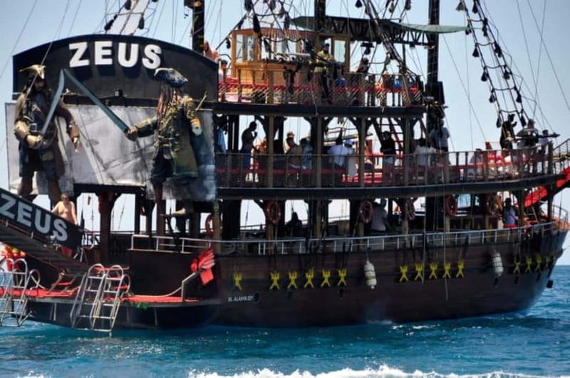 Alanya:Pirate Boat With Lunch, soft drink & Transfer options - Exploring the Coastline: A Scenic Voyage