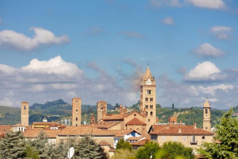 Alba: E-Bike Tour with wine tastin in cellar - Key Points / Takeaways