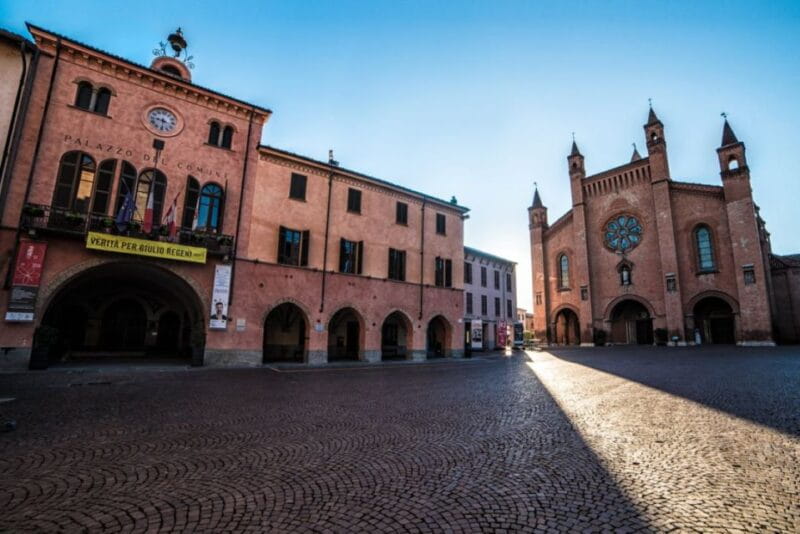 Alba: Historic Town Highlights Guided Walking Tour - Practical Tips for Your Tour