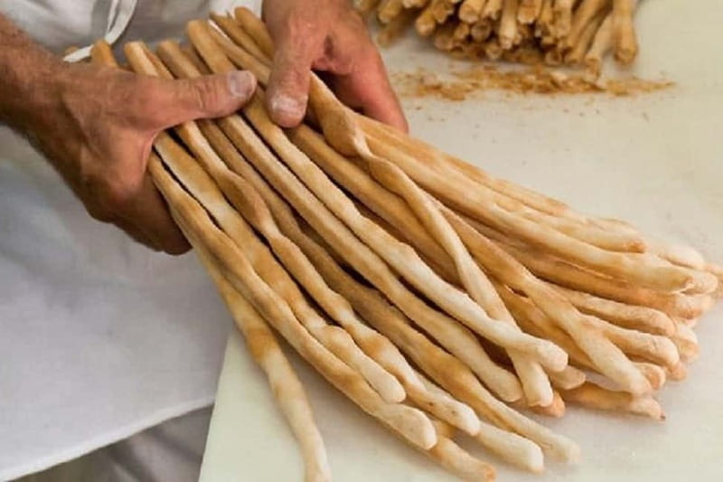 Alba: History Walking Tour and Food Tasting with a Local - Who Will Love This Tour?