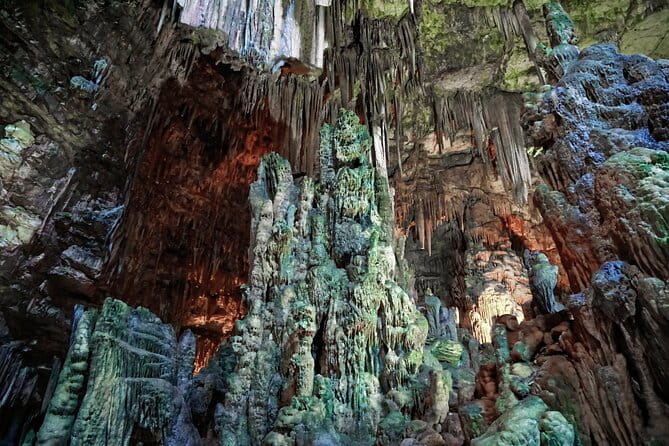 Alberobello, Castellana Caves and Polignano Guided Tour from Bari - Key points / Takeaways