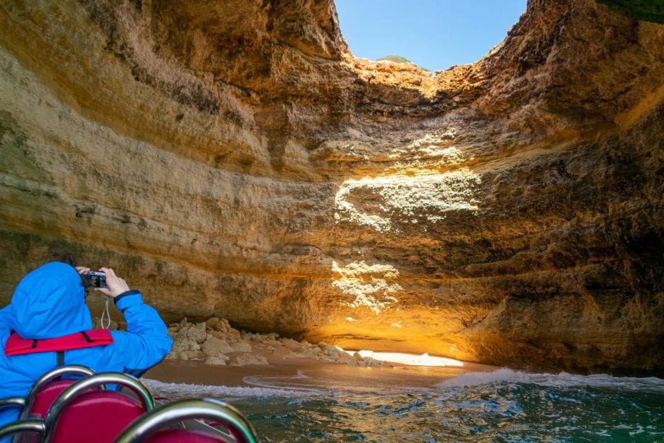 Albufeira: 2.5-Hour Private Dolphin & Benagil Caves Tour - Key Points