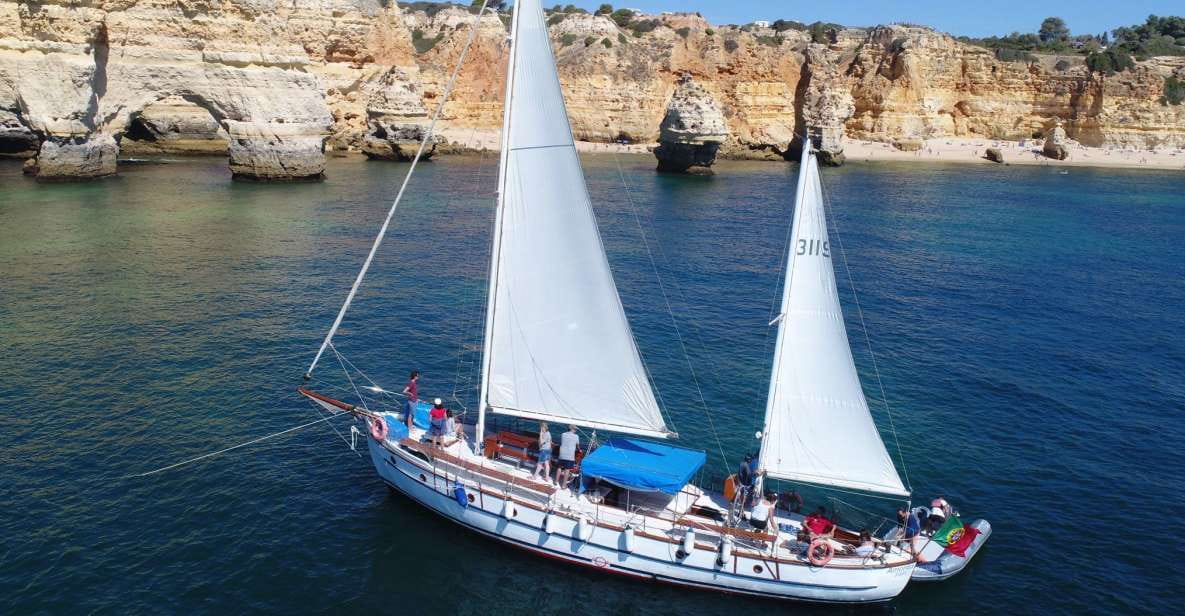 Albufeira: 6-Hour Boat Tour With BBQ and Drinks - Benagil Cave Entrance