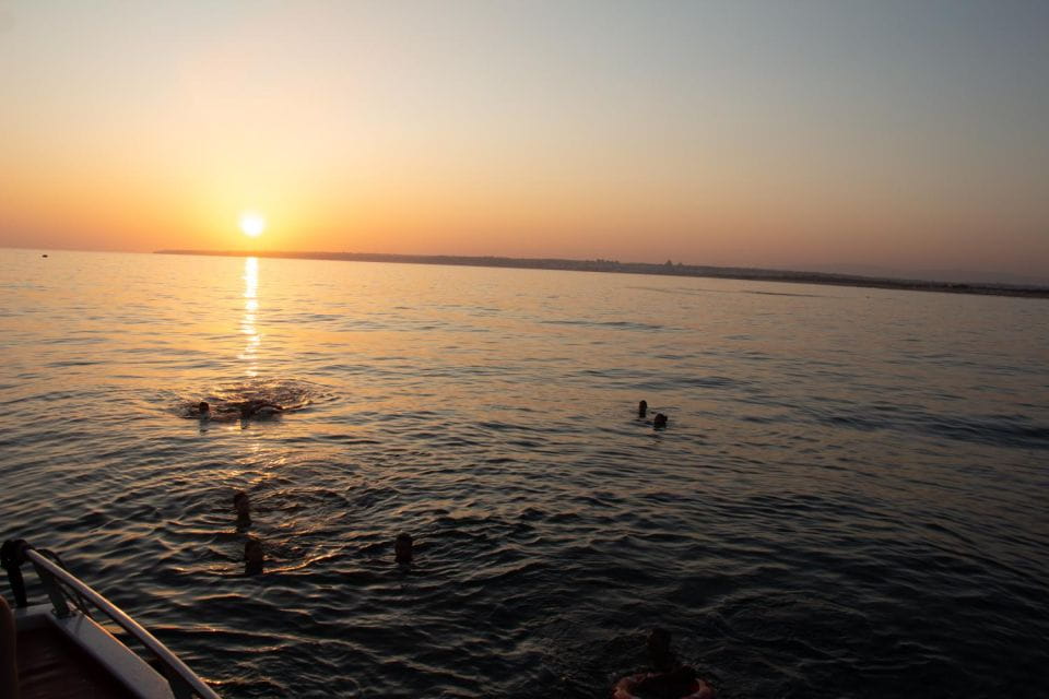Albufeira: Algarve 3-Hour Benagil Sunset and Coastline Tour - Inclusions and Amenities