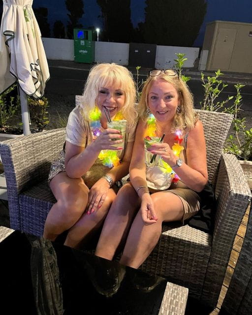 Albufeira Night Tour With Cocktails and Fun - Included in the Tour