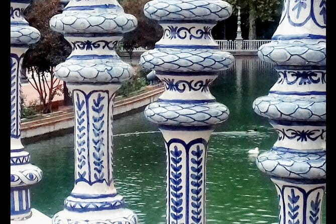 Alcazar, Cathedral, Plaza De España And Maria Luisa Park Private Tour - Who Should Consider This Tour?