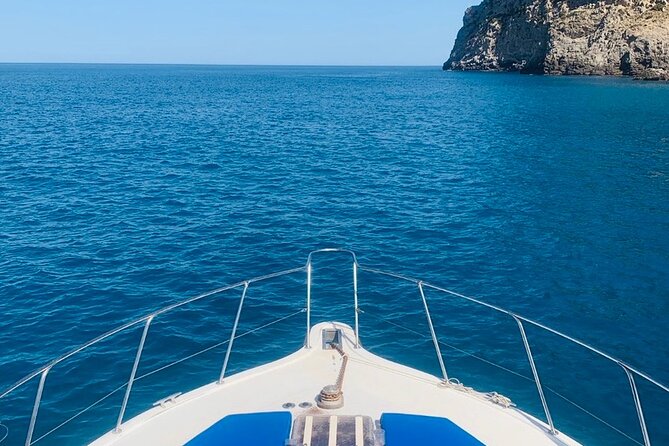 Alcudia Boat Trip With Drinks, Tapas, SUP & Snorkel - Inclusions and Amenities