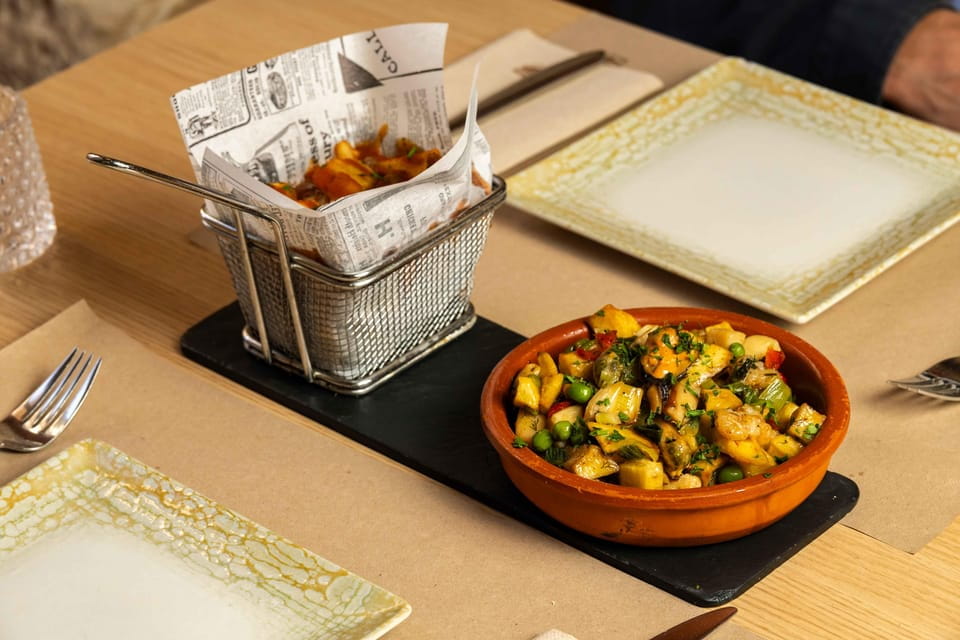 Alcudia: Self-Guided Gourmet Tapas and Wine Tour - Customer Ratings