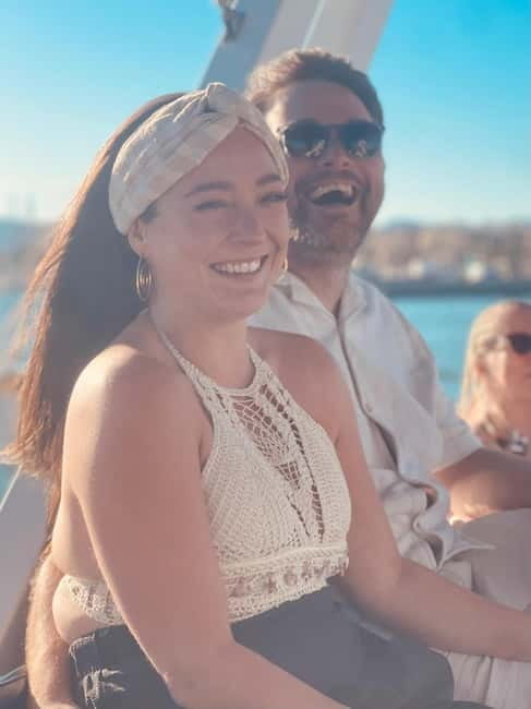 Alcudia Sunset Boat Trip : Music & Drinks with MIKE ROGERS - Drinks, Snacks, and the Relaxed Vibe