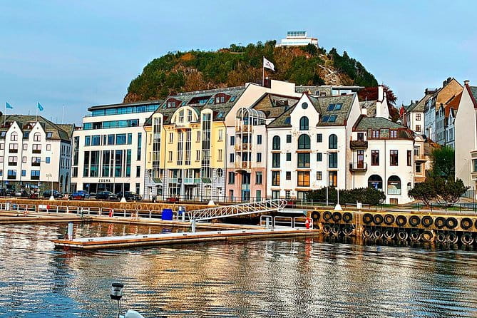 Alesund Sightseeing private tour for cruise passengers - FAQ
