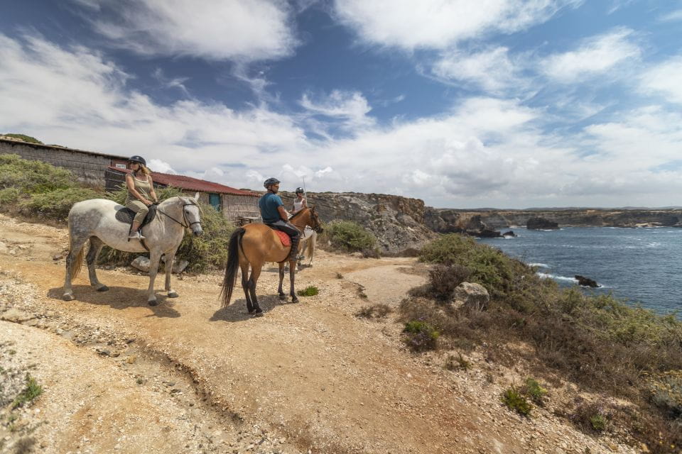 Algarve: 1-Hour Carrapateira Horseback Riding Tour - Getting There