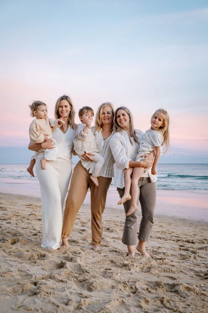 Algarve: 1 hour Couple & Family Photoshoot - The Practicalities: Price, Duration, and Group Size