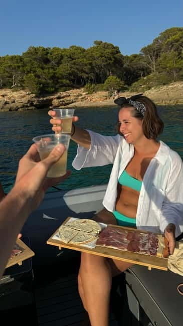 Alghero: boat tour with aperitif at sunset in Porto Conte - The Perfect Sunset: Cliffs, Caves, and Golden Hues