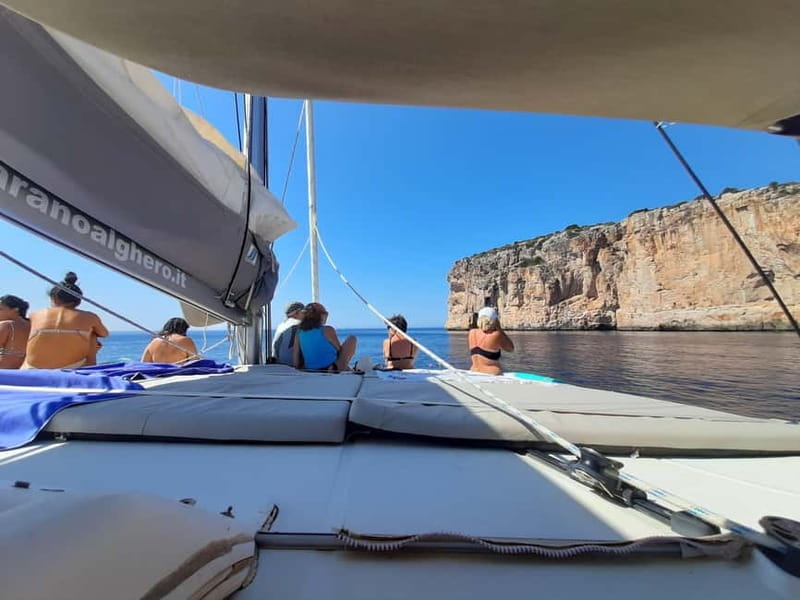 Alghero: Sailing catamaran day trip with lunch - Key points / Takeaways