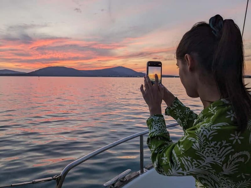 Alghero: Sunset Sailing Cruise with Aperitif - The Experience in Detail: Setting Sail from Alghero