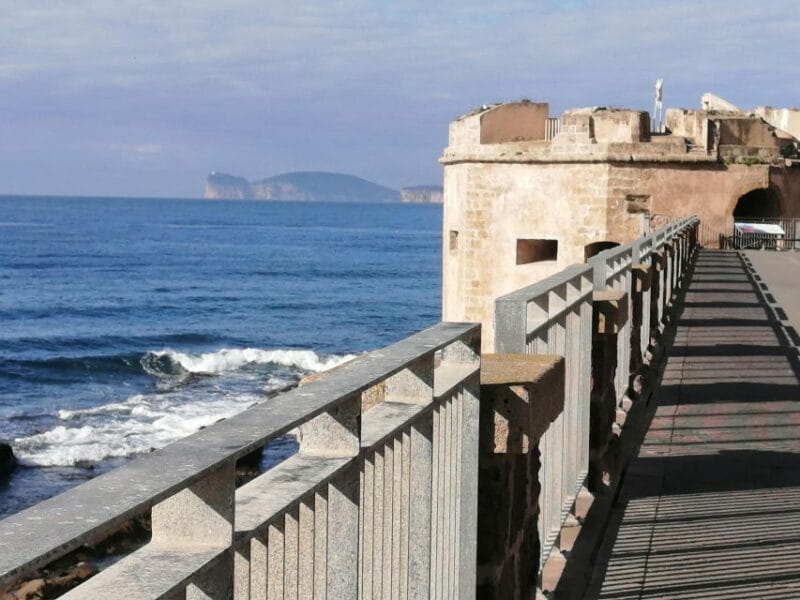 Alghero: walking tours around the ancient city - Exploring Algheros Historic Heart