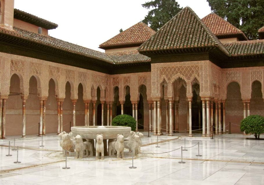 Alhambra & Generalife: Exclusive 3 Hour Private Tour - Inclusions and Pricing