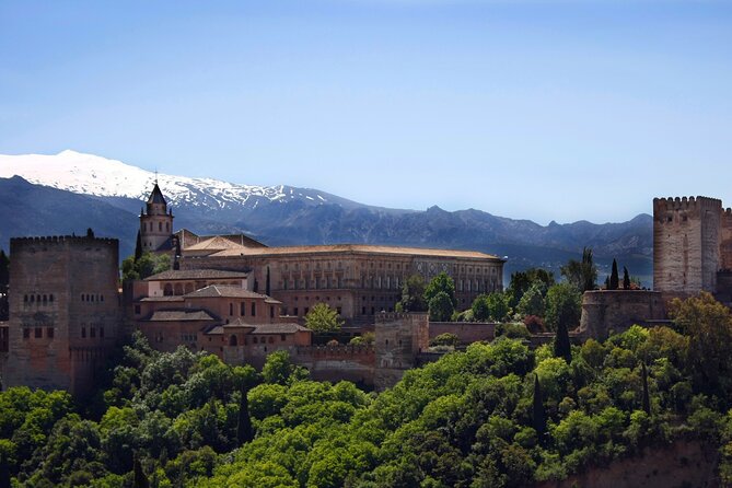 Alhambra, Generalife & Nasrid Palaces Guided Tour in Granada - Tour Restrictions