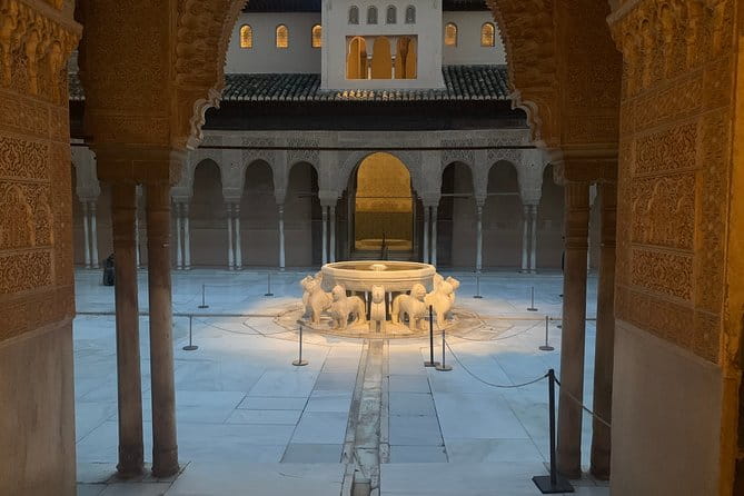 Alhambra: Night Visit to Nasrid Palaces - FAQs