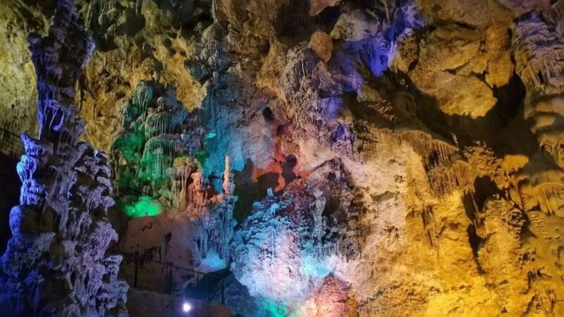 Alicante: Canelobre Caves & Busot Tour including transfer - What the Tour Offers: A Balanced Mix of Natural Wonder and Cultural Charm