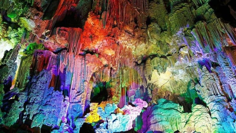 Alicante: Canelobre Caves & Busot Tour including transfer - Visiting the Village of Busot