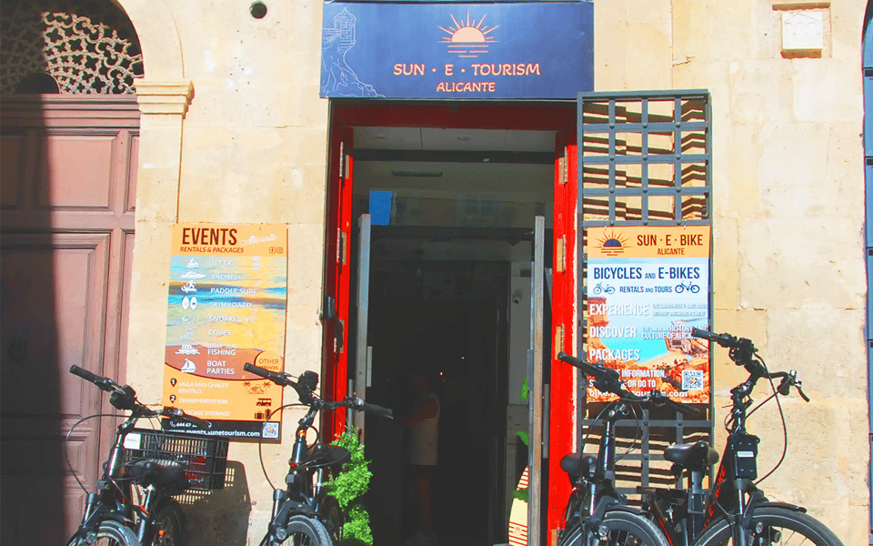 Alicante: E-Bike & Walk, Old Town Santacruz, Basilica - E-Bike Riding Experience