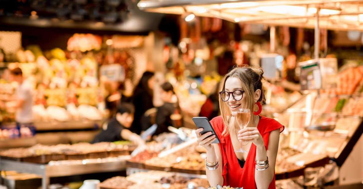 Alicante: Food Walking Tour With Tastings - Engaging With Friendly Vendors