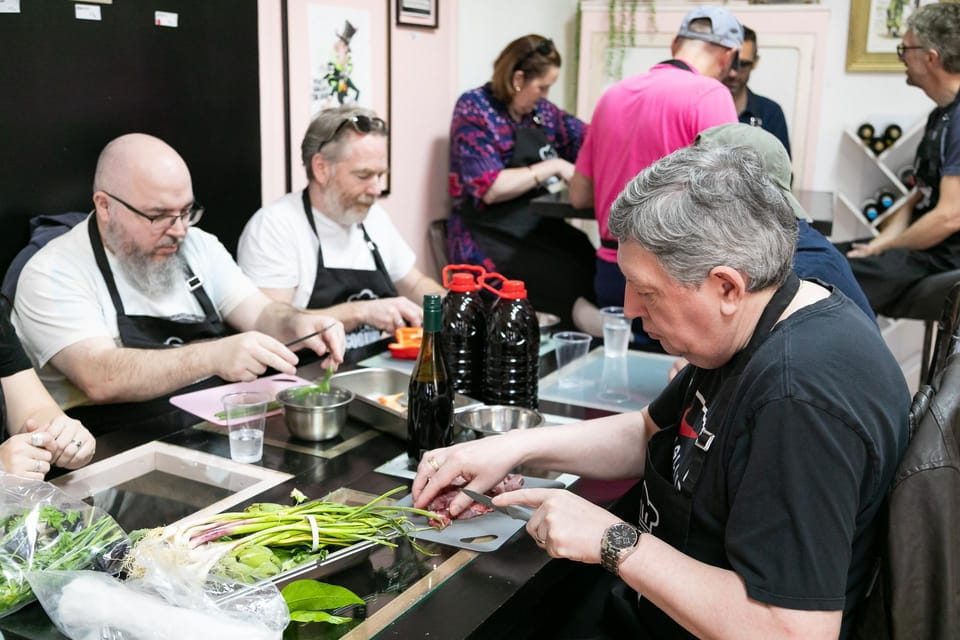 Alicante: Paella and Sangria Cooking Workshop - Dining Experience