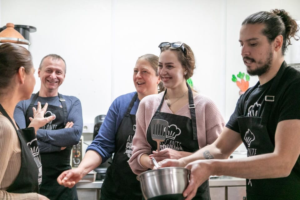 Alicante: Paella and Sangria Cooking Workshop - Participant Suitability