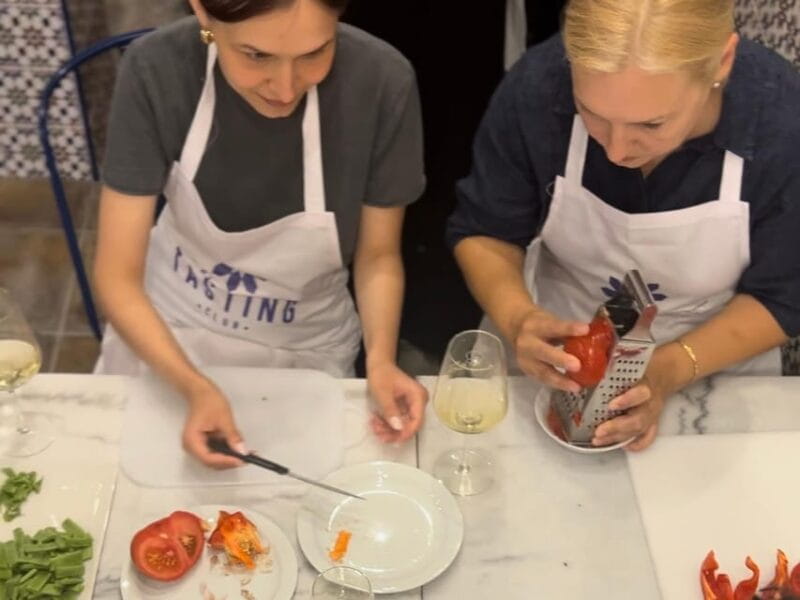 Alicante Paella Cooking Class, Tapas, Drinks and Market - Group Size & Atmosphere: Friendly, Intimate, Fun