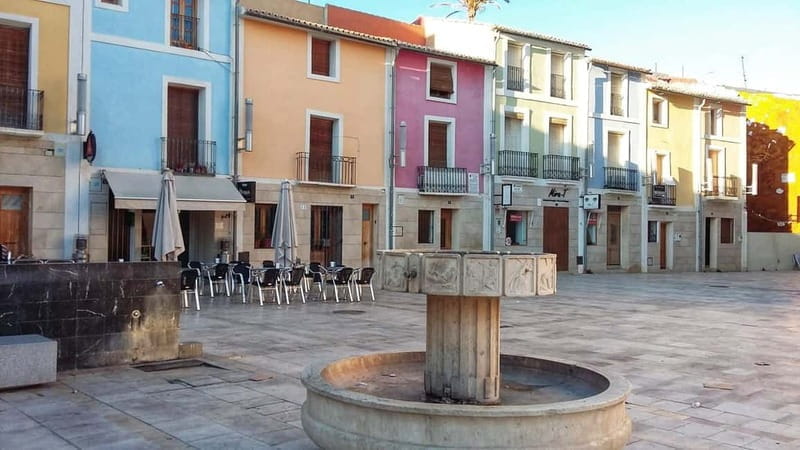 Alicante: Private Bicycle Tour of the Beach and History - Starting at San Juan Beach: A Perfect Beginning